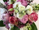 composizione fiori regalo fiorist oleggio a floreali38